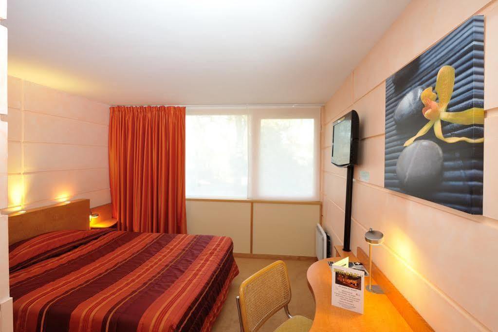Hotel Du Parc Nantes Ouest Orvault Buitenkant foto